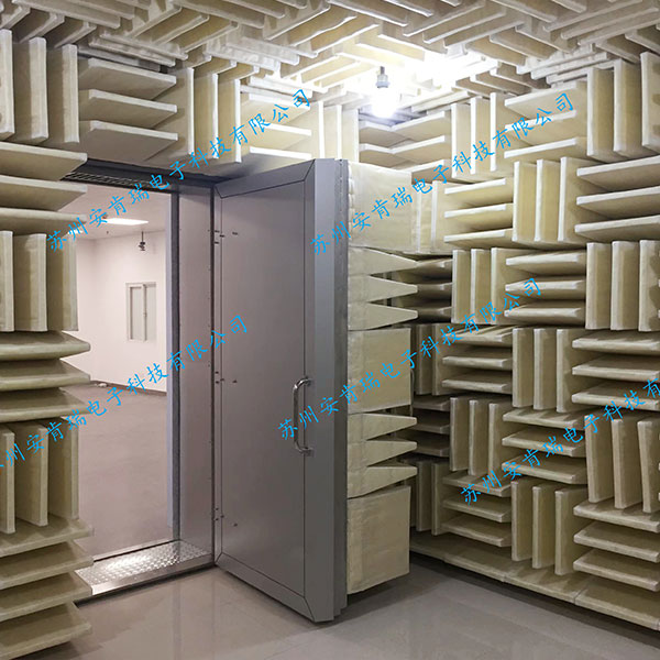 半消声室